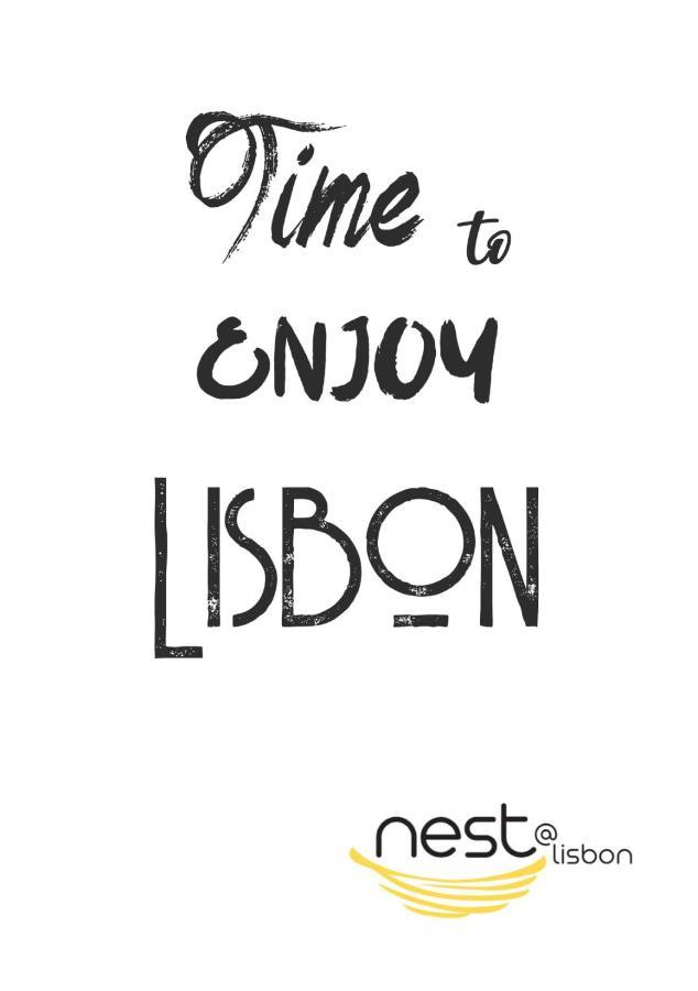 Feel Home In This Stunning Renovated Nest In Graca Lisbon Luaran gambar